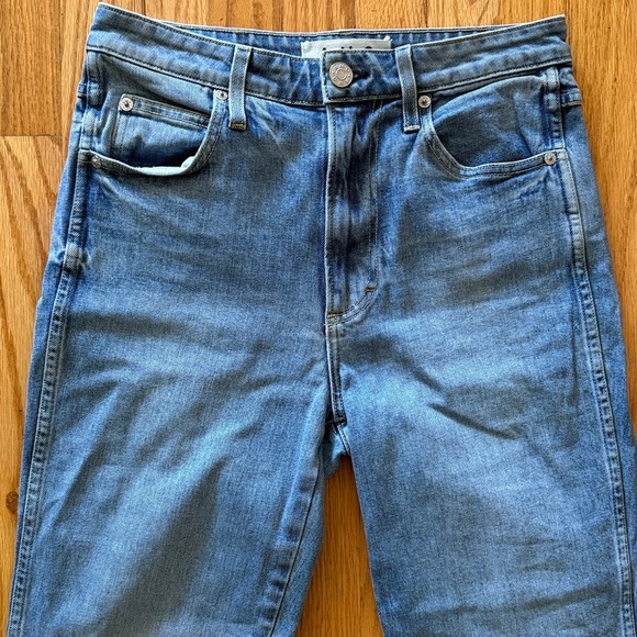 AMO sz 28 High Rise Kick Crop in Topanga Light Blue Denim Jeans, great condition - Picture 3 of 10